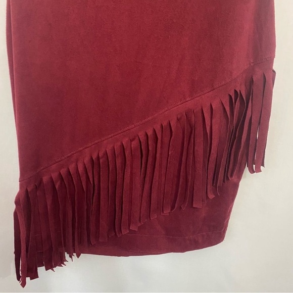 MYSTIC Los Angeles Strapless Fringe Dress Burgundy Medium - Picture 2 of 3